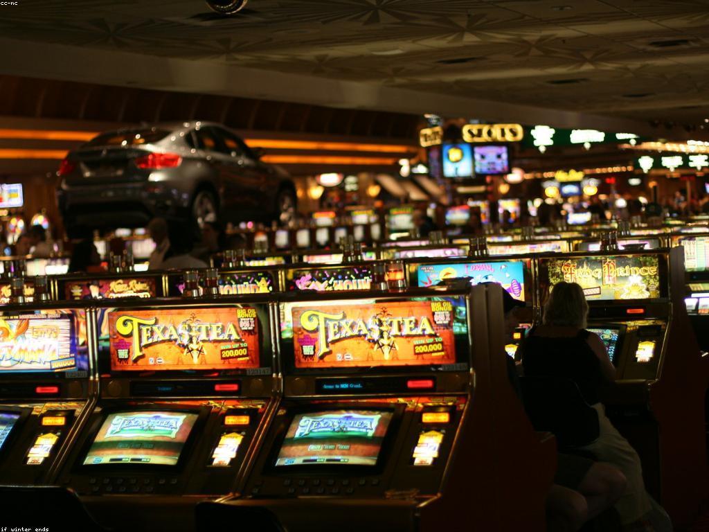 សំណុំបែបបទស្លត casino: របៀបធ្វើដំណើរការប្រកួតបង្ហាញ