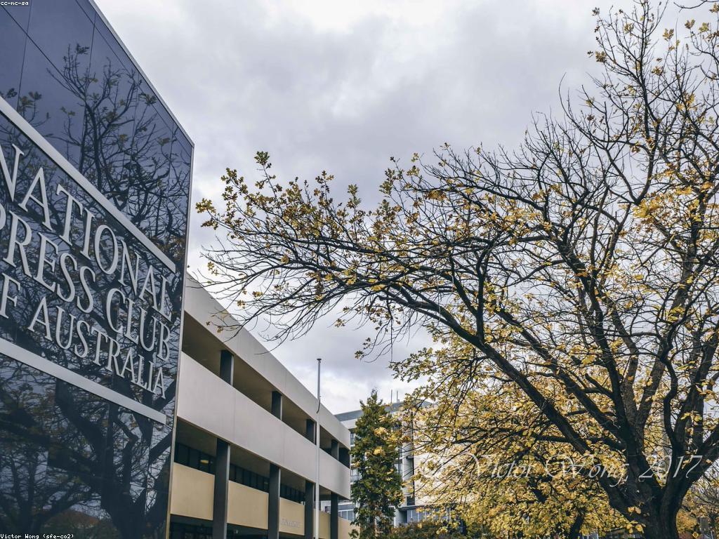 ការយល់ដឹងអំពីព័ត៌មានស្លត និងវិធីដែលវាអាចបម្រើអ្នក