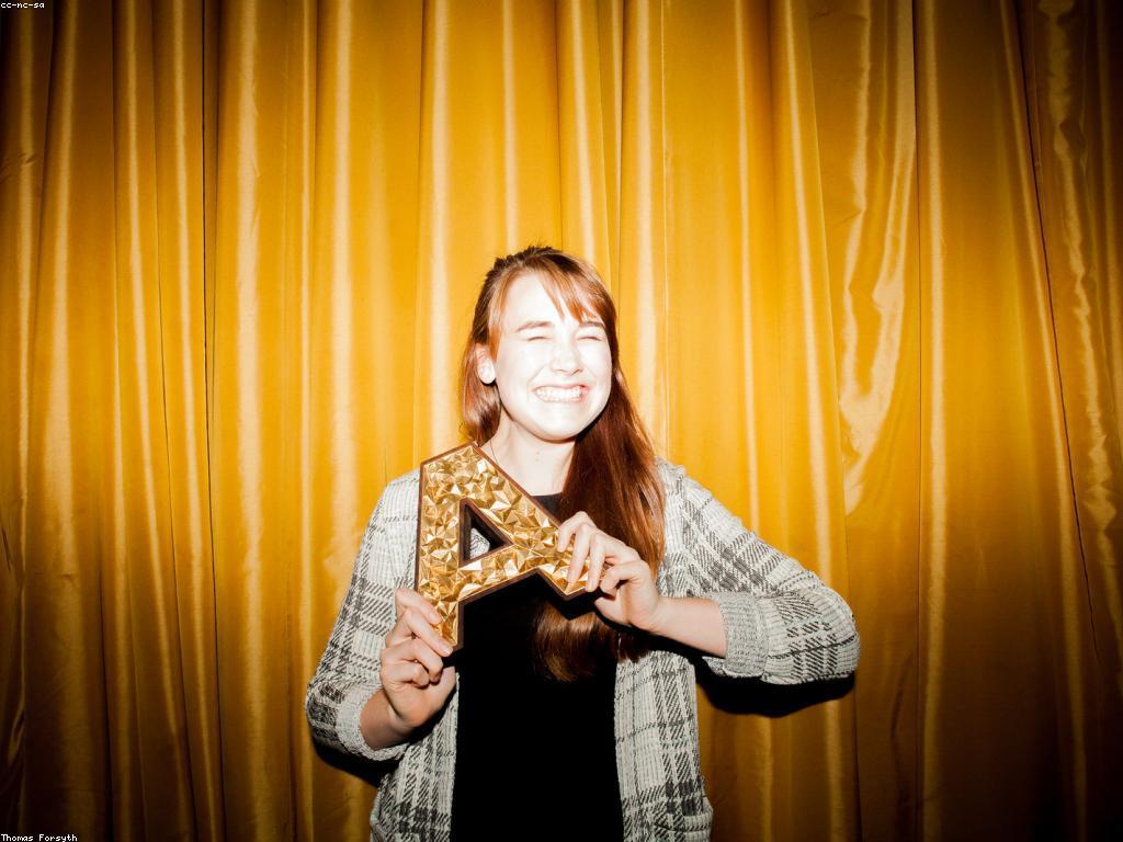 នាក់ឈ្នះរង្វាន់: ការចេះដឹងអំពីការឈ្នះនិងការយកឈ្នះ